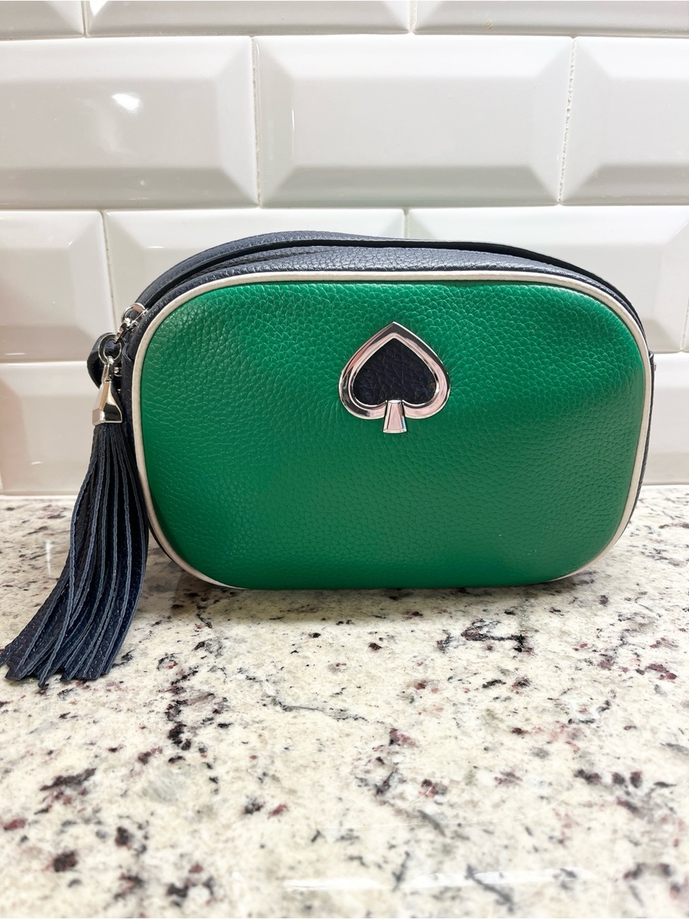 Kate Spade Small Spotlight Camera Crossbody Bag EUC